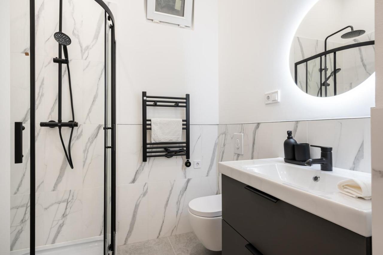 D48 - Central Boulevard Residence - Best Location By Bqa Budapest Eksteriør bilde