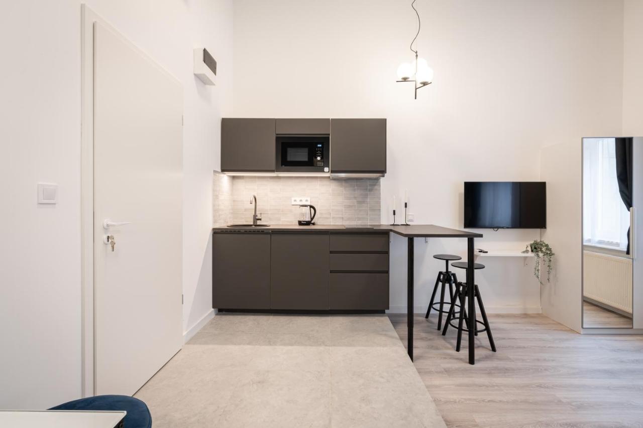 D48 - Central Boulevard Residence - Best Location By Bqa Budapest Eksteriør bilde