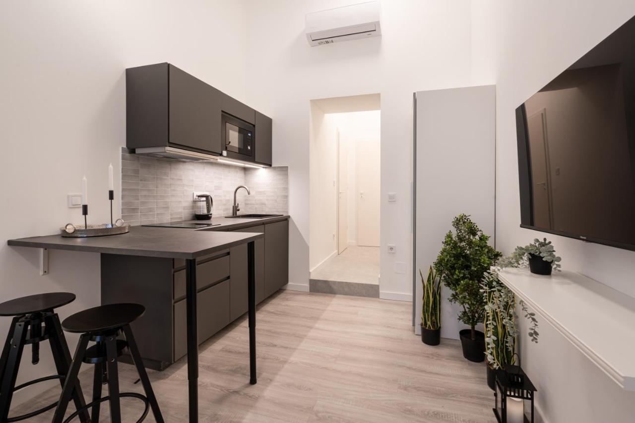 D48 - Central Boulevard Residence - Best Location By Bqa Budapest Eksteriør bilde